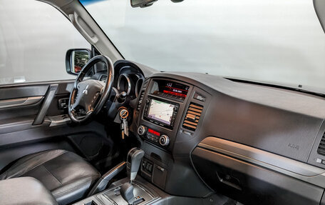 Mitsubishi Pajero IV, 2012 год, 2 835 000 рублей, 11 фотография