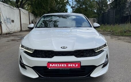 KIA K5, 2021 год, 3 000 000 рублей, 2 фотография