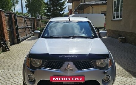 Mitsubishi L200 IV рестайлинг, 2008 год, 1 290 000 рублей, 2 фотография