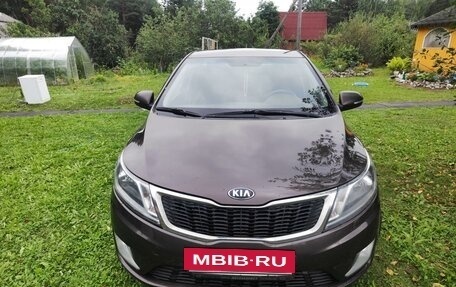 KIA Rio III рестайлинг, 2014 год, 960 000 рублей, 2 фотография