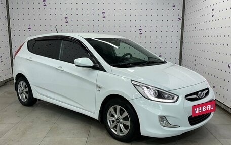 Hyundai Solaris II рестайлинг, 2014 год, 950 000 рублей, 3 фотография