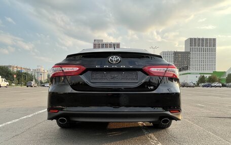 Toyota Camry, 2018 год, 3 050 000 рублей, 8 фотография