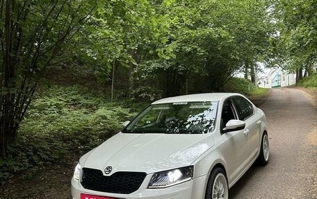 Skoda Octavia, 2013 год, 1 650 000 рублей, 2 фотография