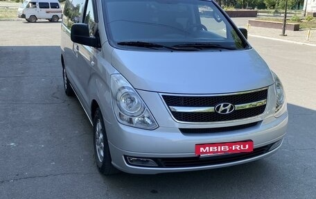 Hyundai H-1 II рестайлинг, 2008 год, 2 фотография