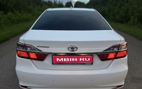 Toyota Camry, 2017 год, 2 550 000 рублей, 5 фотография