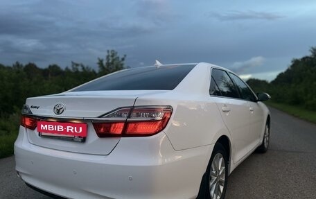 Toyota Camry, 2017 год, 2 550 000 рублей, 4 фотография