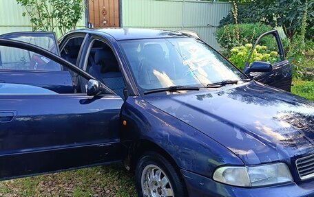 Audi A4, 1998 год, 250 000 рублей, 2 фотография