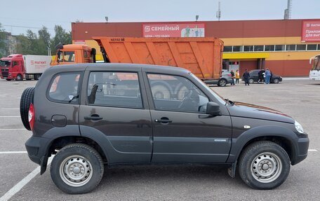 Chevrolet Niva I рестайлинг, 2014 год, 3 фотография