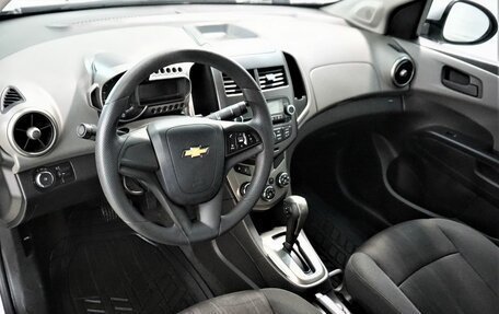 Chevrolet Aveo III, 2012 год, 8 фотография