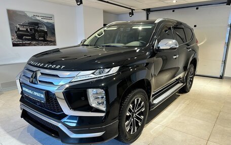 Mitsubishi Pajero Sport III рестайлинг, 2021 год, 5 750 000 рублей, 1 фотография