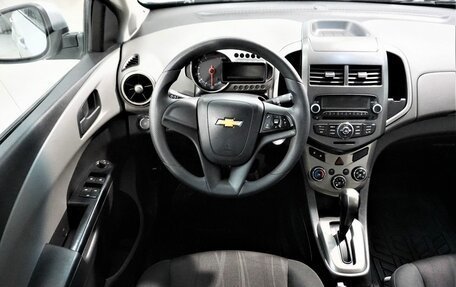 Chevrolet Aveo III, 2012 год, 11 фотография