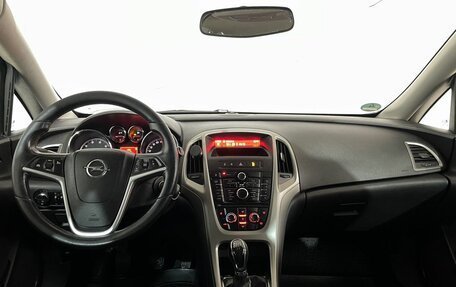 Opel Astra J, 2011 год, 680 000 рублей, 11 фотография