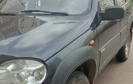 Chevrolet Niva I рестайлинг, 2010 год, 470 000 рублей, 3 фотография