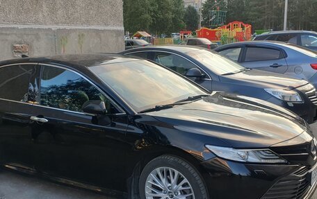 Toyota Camry, 2018 год, 2 800 000 рублей, 5 фотография