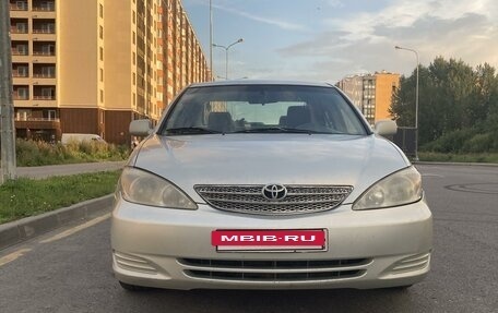 Toyota Camry V40, 2003 год, 630 000 рублей, 2 фотография