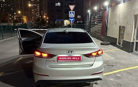 Hyundai Elantra VI рестайлинг, 2017 год, 5 фотография