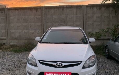 Hyundai i30 I, 2010 год, 860 000 рублей, 3 фотография