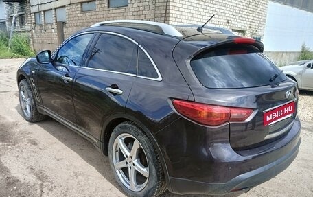 Infiniti QX70, 2013 год, 4 фотография