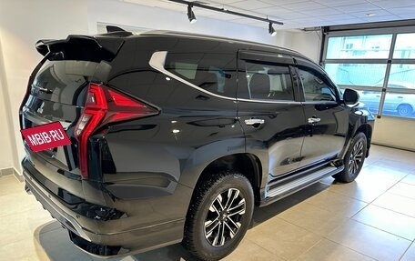 Mitsubishi Pajero Sport III рестайлинг, 2021 год, 5 750 000 рублей, 4 фотография