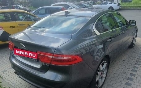 Jaguar XE I рестайлинг, 2015 год, 2 150 000 рублей, 3 фотография