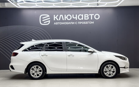 KIA cee'd III, 2022 год, 2 359 000 рублей, 4 фотография