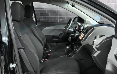 Chevrolet Aveo III, 2013 год, 13 фотография