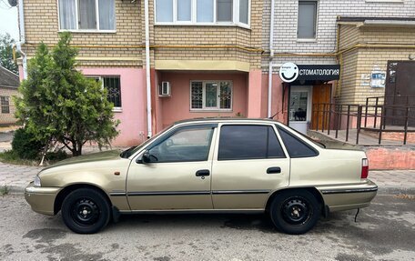 Daewoo Nexia I рестайлинг, 2006 год, 300 000 рублей, 3 фотография