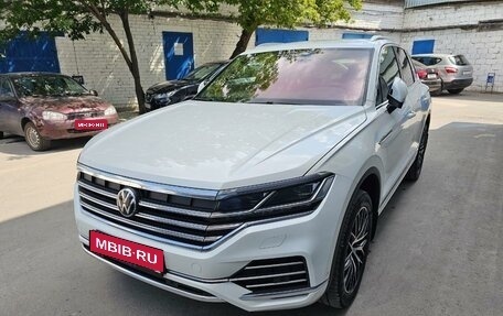 Volkswagen Touareg III, 2021 год, 6 400 000 рублей, 1 фотография