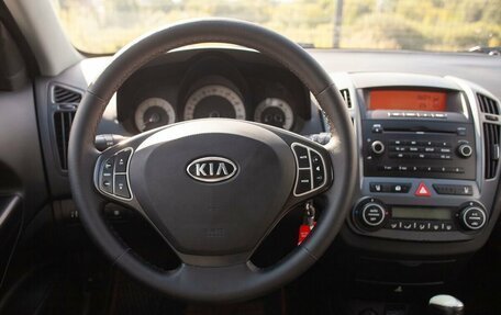 KIA cee'd I рестайлинг, 2009 год, 21 фотография