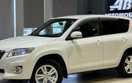 Toyota RAV4, 2011 год, 1 837 000 рублей, 2 фотография