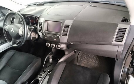 Mitsubishi Outlander III рестайлинг 3, 2007 год, 955 000 рублей, 13 фотография