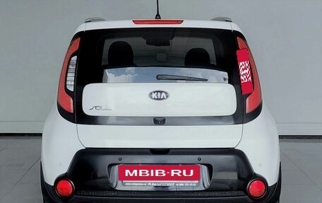 KIA Soul II рестайлинг, 2015 год, 1 300 000 рублей, 3 фотография