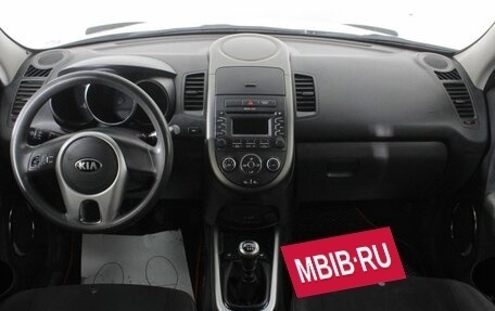 KIA Soul II рестайлинг, 2013 год, 890 000 рублей, 11 фотография