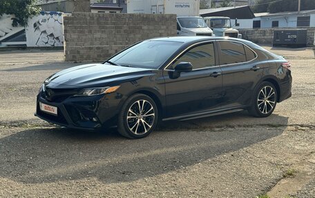 Toyota Camry, 2018 год, 2 299 000 рублей, 6 фотография