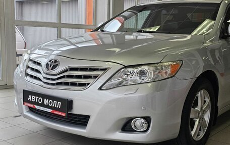 Toyota Camry, 2011 год, 1 655 000 рублей, 3 фотография