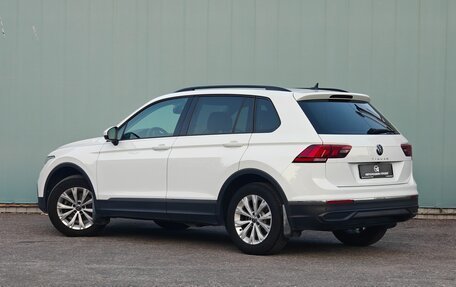 Volkswagen Tiguan II, 2021 год, 2 790 000 рублей, 3 фотография