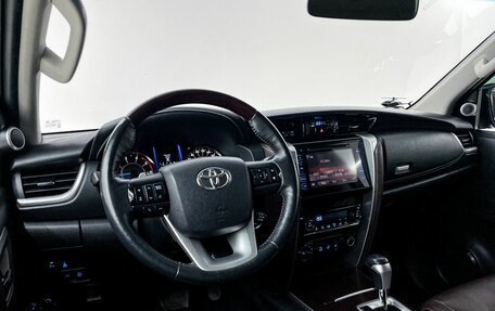 Toyota Fortuner II, 2017 год, 3 899 000 рублей, 27 фотография