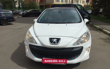 Peugeot 308 II, 2010 год, 555 000 рублей, 2 фотография