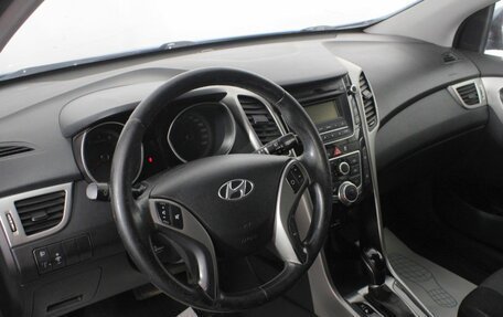 Hyundai i30 II рестайлинг, 2012 год, 1 310 000 рублей, 13 фотография