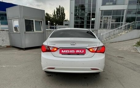 Hyundai Sonata VI, 2011 год, 1 399 900 рублей, 6 фотография