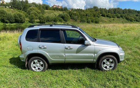 Chevrolet Niva I рестайлинг, 2012 год, 525 000 рублей, 4 фотография