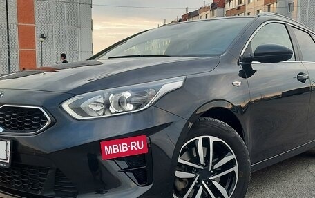 KIA cee'd III, 2019 год, 1 750 000 рублей, 2 фотография