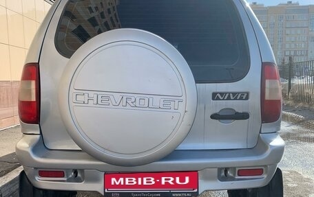 Chevrolet Niva I рестайлинг, 2006 год, 330 000 рублей, 3 фотография