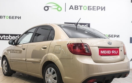 KIA Rio II, 2010 год, 3 фотография