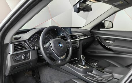 BMW 3 серия, 2016 год, 13 фотография