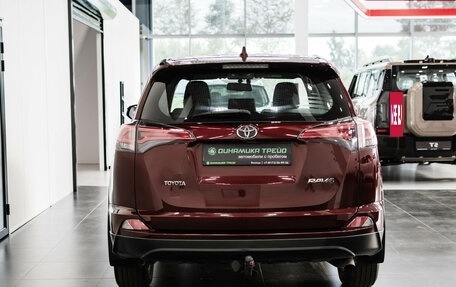 Toyota RAV4, 2019 год, 11 фотография