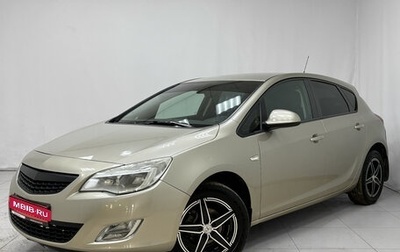 Opel Astra J, 2011 год, 779 000 рублей, 1 фотография