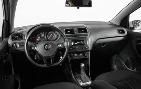 Volkswagen Polo VI (EU Market), 2019 год, 1 410 000 рублей, 22 фотография