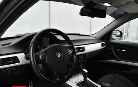 BMW 3 серия, 2011 год, 1 039 000 рублей, 10 фотография