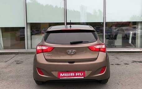 Hyundai i30 II рестайлинг, 2013 год, 1 170 000 рублей, 4 фотография